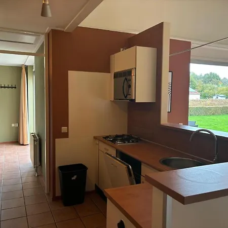 Recreatiepark De Koornmolen פארק נופש *