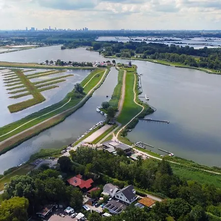 Recreatiepark De Koornmolen 假日公园 Zevenhuizen (Zuidplas)