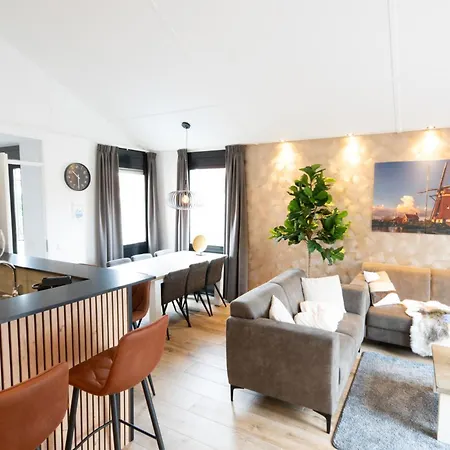 Kompleks wypoczynkowy Recreatiepark De Koornmolen *