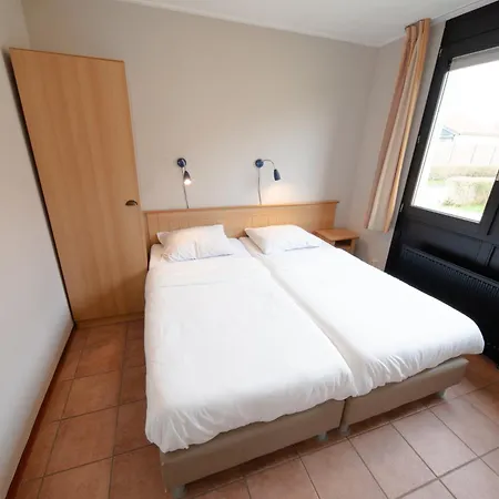 Recreatiepark De Koornmolen Kompleks wypoczynkowy *