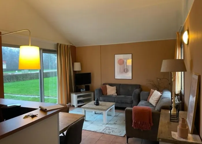 假日公园 Recreatiepark De Koornmolen *